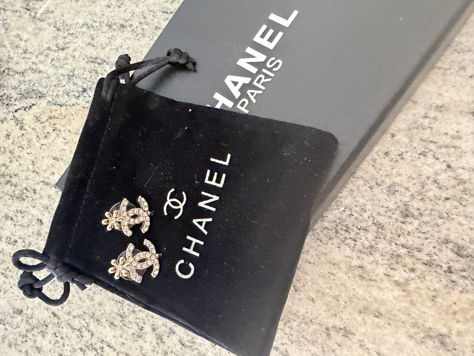 Zlote kolczyki chanel srebro 925 z woreczkiem przeciwkurzowym