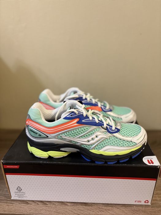 Новые ОРИГИНАЛ оригінал кроссовки кросівки Saucony Progrid Omni 9