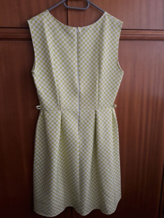 Sukienka w kratkę