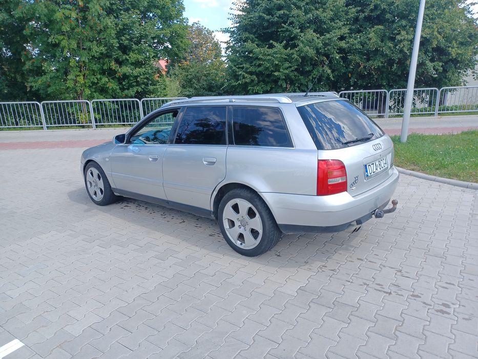 Audi a4  2.4 v6 165KM  zarejestrowana mozliwa zamiana