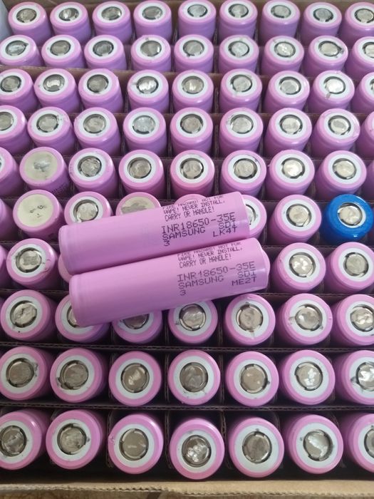 Аккумулятори SAMSUNG 35E-18650 /10A