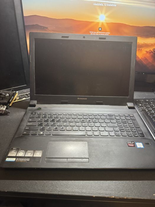 Sprzedam laptop lenovo