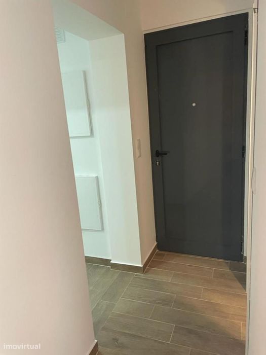 Quarto - localizado em Parque das Nações Lisbon