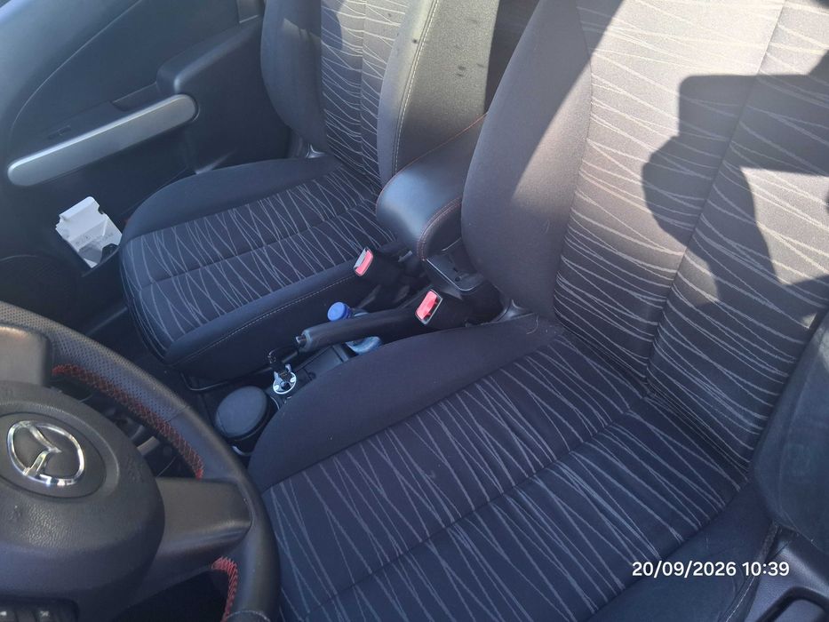 Mazda 2 1.4 hdi 5p