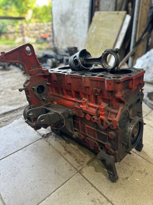 Двигун jeep cerokee 2.5td xj