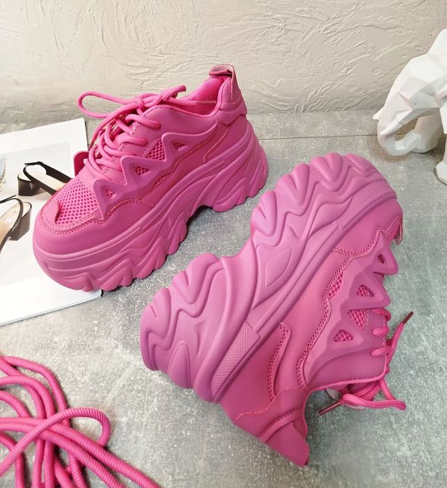 Дитячі кросівки 35 і 36 розмір