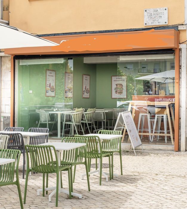 Trespasse Café em Alvalade excelente localização