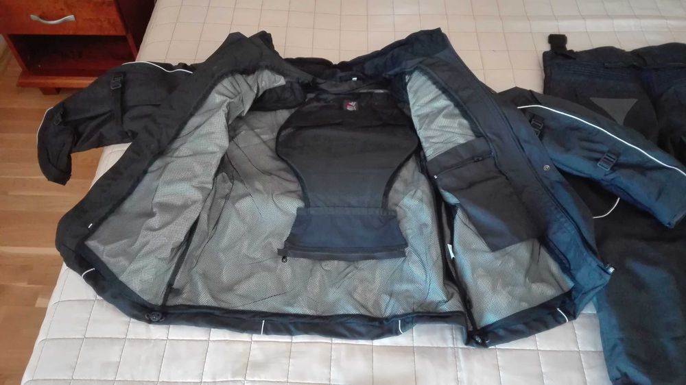 Kombinezon motocyklowy kurtka spodnie rękawice marki Funt