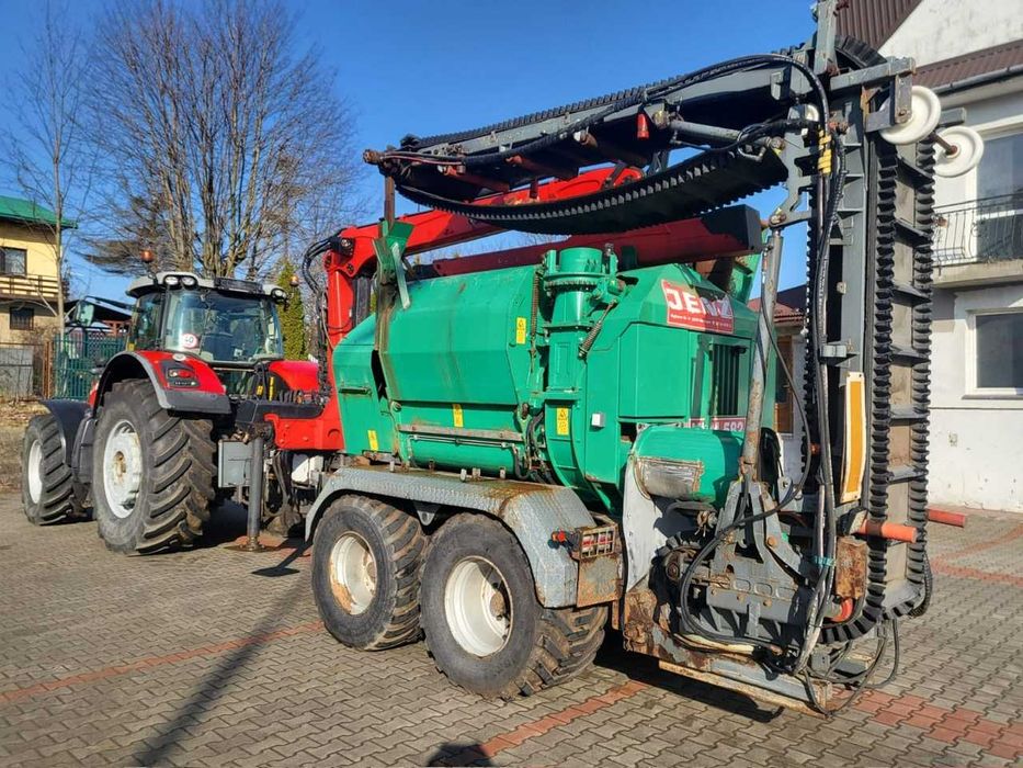 Rębak Jenz 582 z Massey Ferguson 8680 komplet