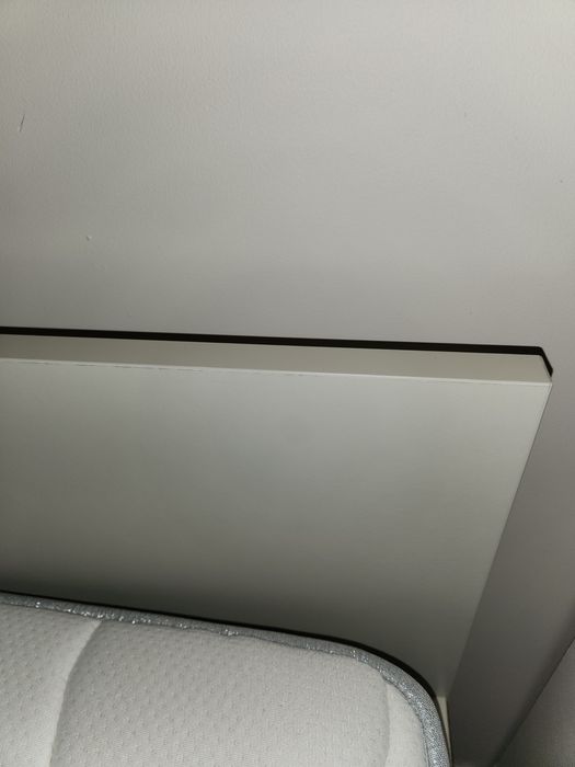Cama  140x200 com estrado incluido