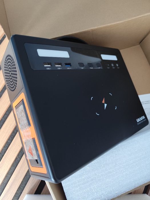 Estação de energia portátil solar 900W