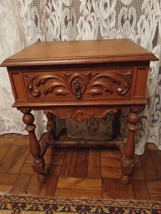 Vendo mobília de quarto.