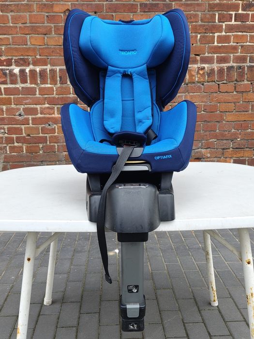 Fotelik samochodowy RECARO OPTIAFIX