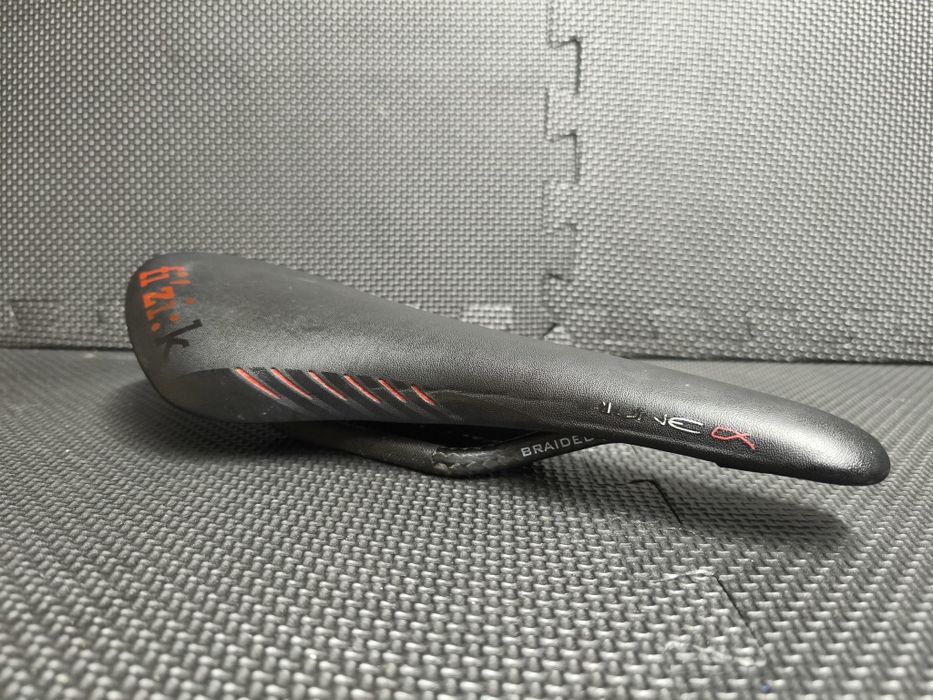Fizik Arione CX 174g 130mm