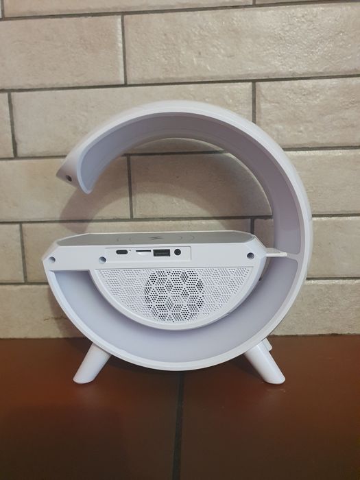 Продаю лампу,нічник з бездротовою зарядкою