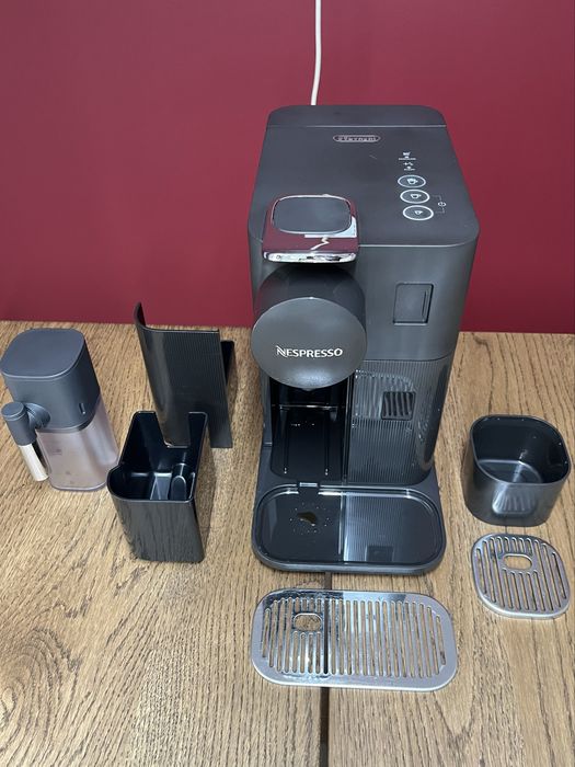 Nespresso Lattssima One (DeLonghi) c/ GARANTIA!