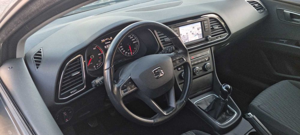 SEAT Leon 1.6 TDI 105cv Style 2013