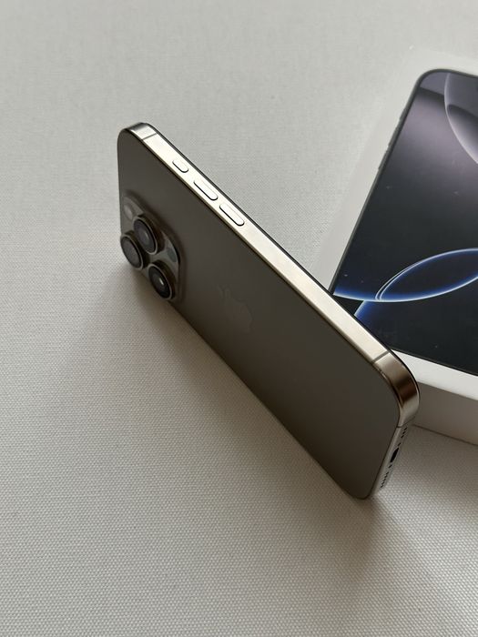 Продам IPhone 16 PRO 512 Neverlock