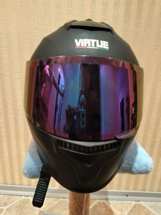 Фірмовий шолом Virtue