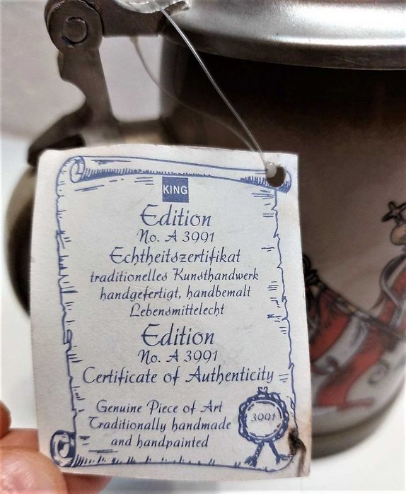 Пивная кружка King Beer Stein Austria с крышкой.