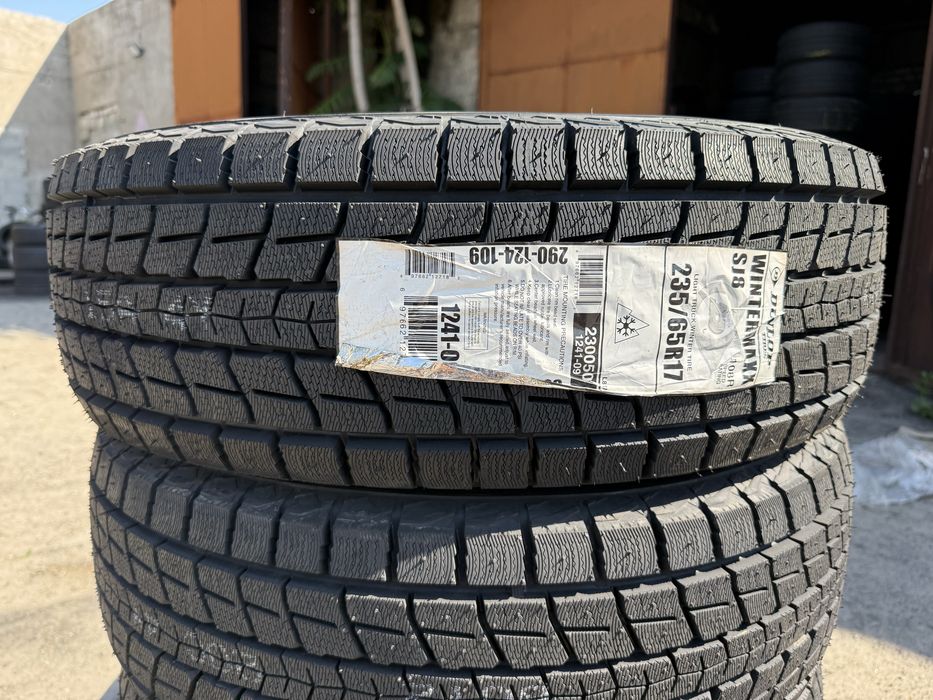 235/65 r17 Dunlop Winter Maxx SJ8 Резина зимняя НОВАЯ