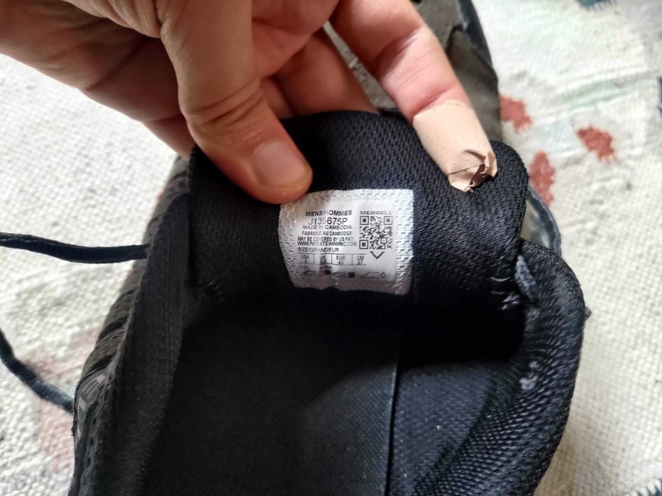 Merrell – Ténis estilo Bota – bastante Confortáveis – Tamanho: 43