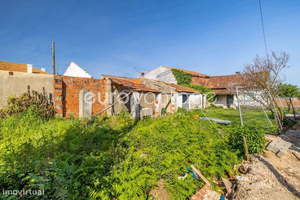Moradia para Restauro - Parceiros - Leiria