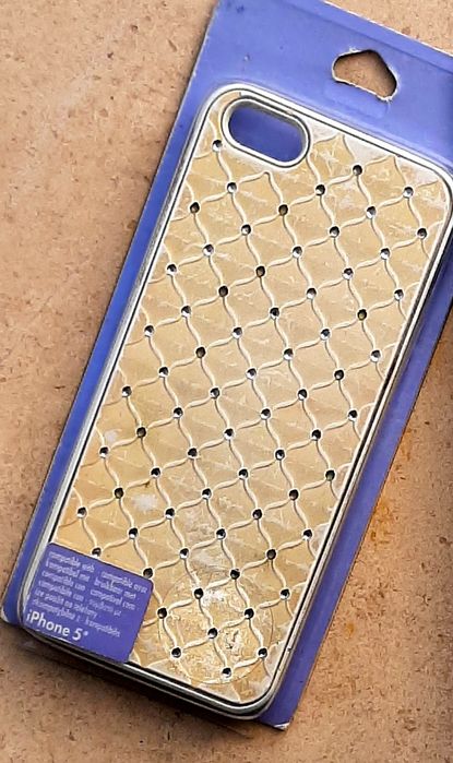 Capas de IPhone 5 - Duas - Novas