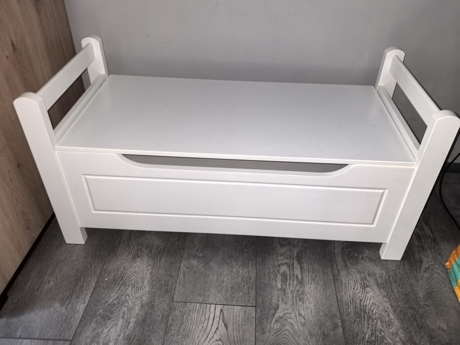 Szafka na buty z siedziskiem