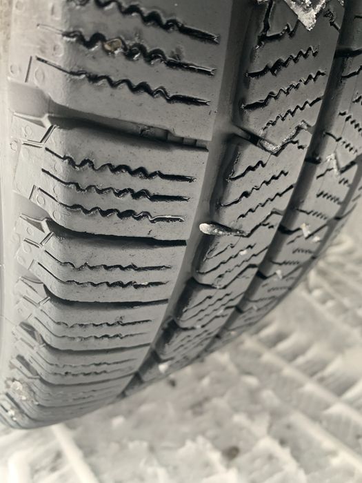 Продам колеса в зборі на Volkswagen T5 R16 зима