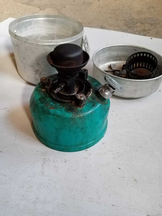 Продам бензиновий, туристичний таганок, пальник шмель.