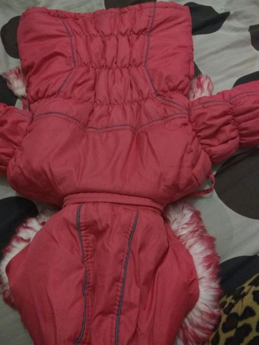 Дуже класний комбінезон для дівчинки 4-6 років на овчині дуже теплий