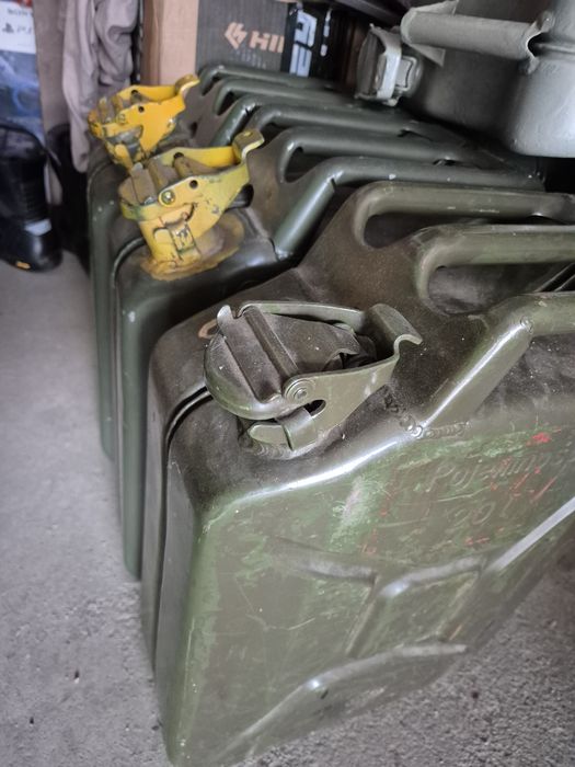 Kanister metalowy 20l 10l.