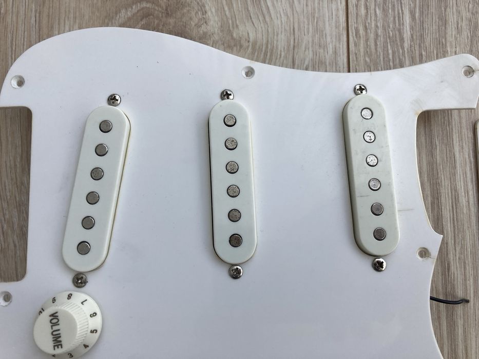 Датчики на Fender /Squier SSS
