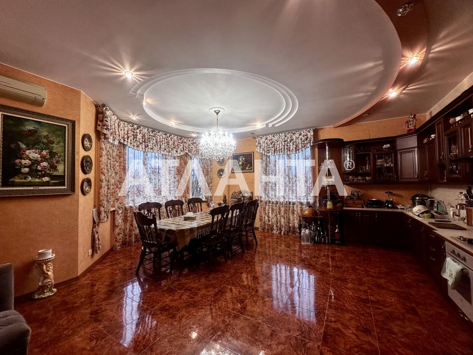 Хозяйский дом в Лесках, ул. Садовая. Ракушняк. Мебель. Техника.