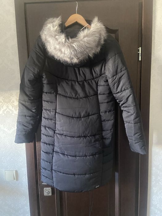 Тепле зимове пальто