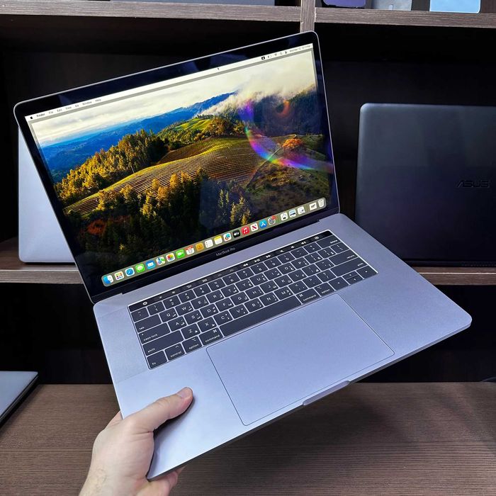 !! 32GB !! MacBook Pro A1990 ( ano 2018 ) - i7 32gb 512gb 15'' Radeon
