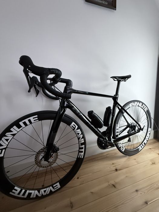 Bianchi Infinito XE – karbonowa szosa  55 cm | Shimano 105