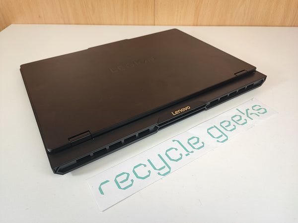 Gaming Legion Pro 5 Ryzen 9 8945HX 32GB Ram 1TB NVMe Nvidia 5070