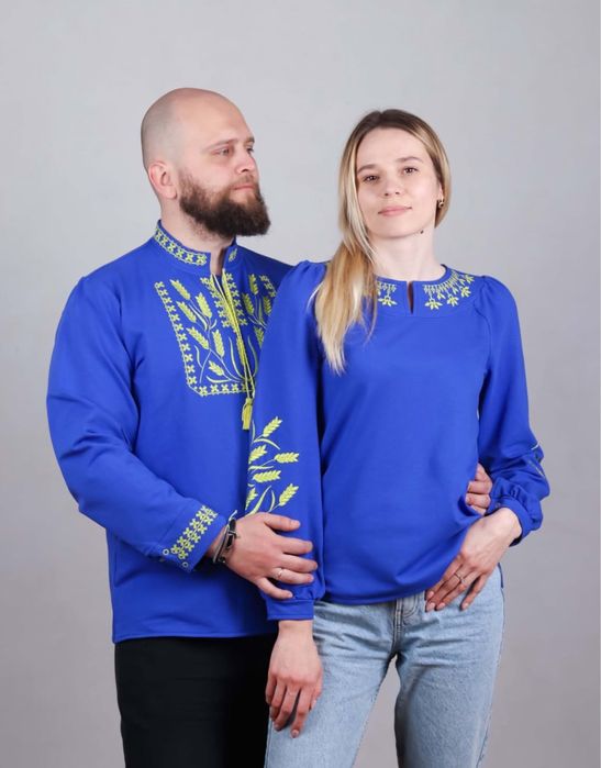 Вишиванки фемілі лук, день вишиванки, парна вишиванка, сукня вишиванка