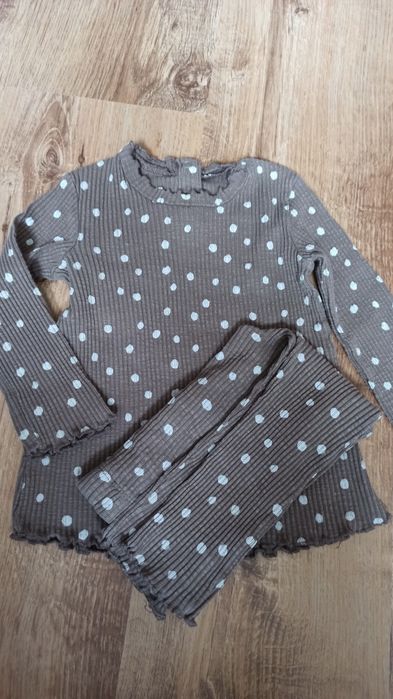 Śliczny komplet dla dziewczynki George