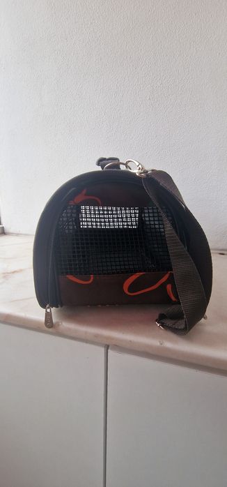 Vendo transportadora para cão de pequeno porte