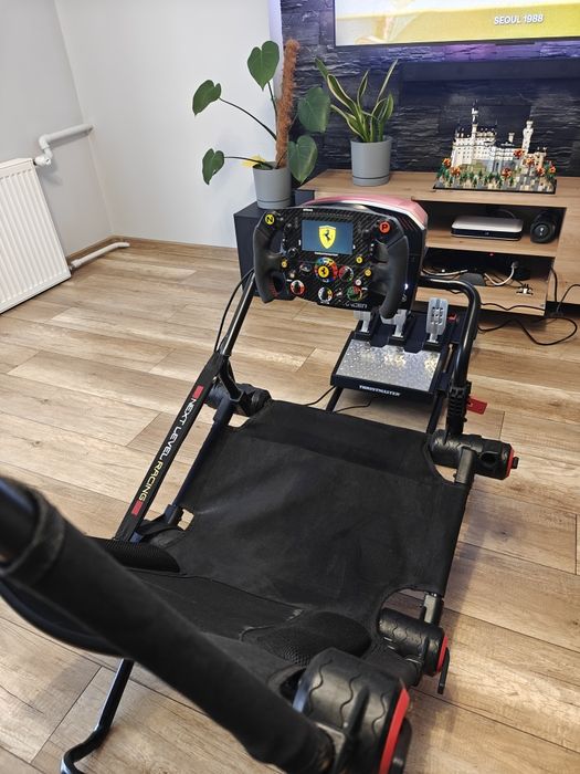 Kierownica Thrustmaster TS-XW + Thrustmaster SF1000+ Next level racing