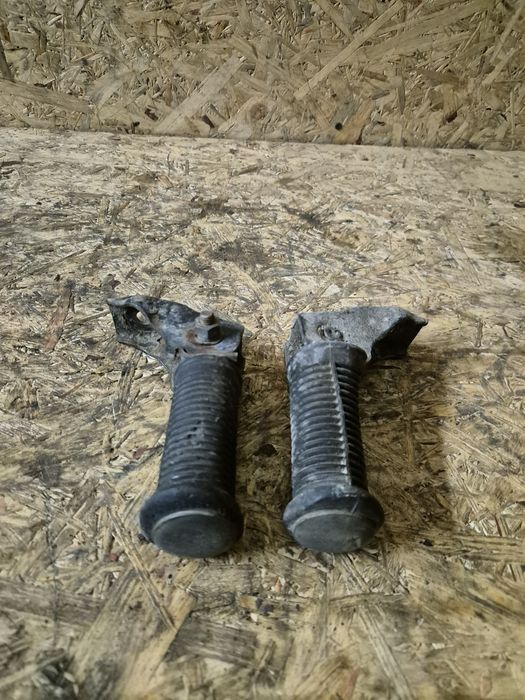 Podnóżki pasażera mz ts