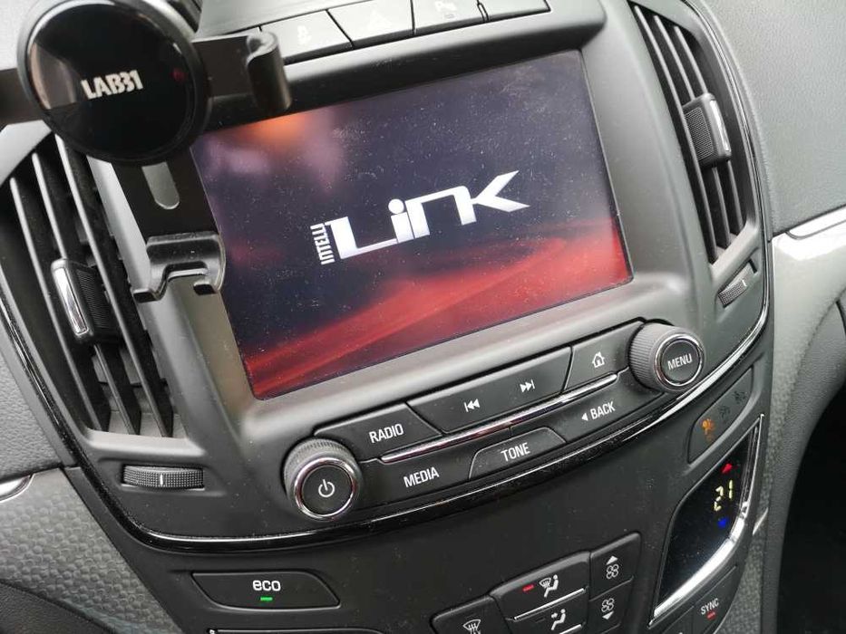 Kamera cofania Opel Insignia Intellilink obraz na fabrycznym ekranie