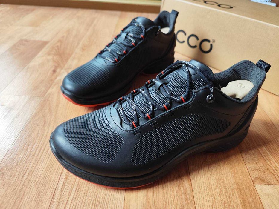 Кросівки ECCO Biom Fjuel Модель 83763401001