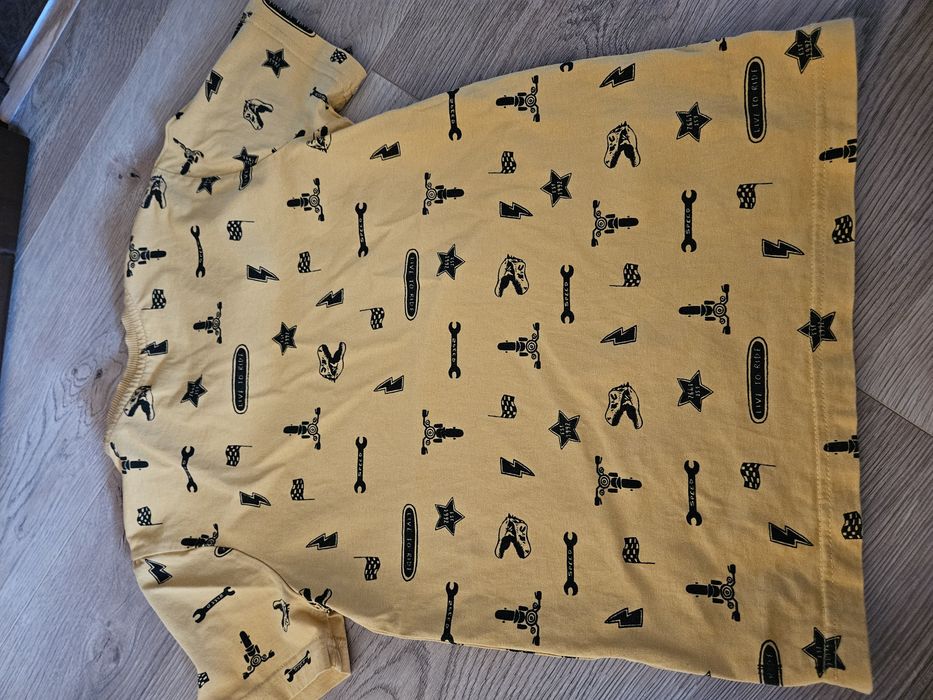 T shirt znaczki coccodrillo 134