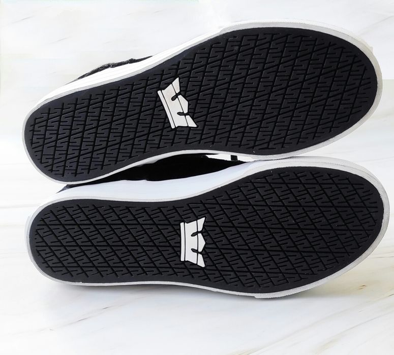 Хайтопы ботинки кеды Supra 37.5