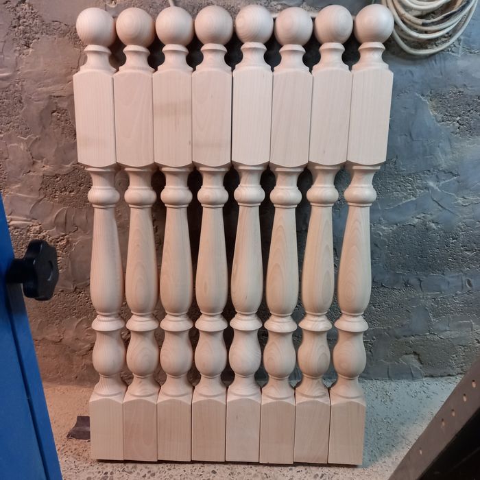 Балясини деревяні