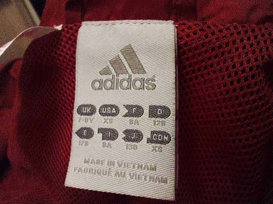 Sprzedam kurtkę przeciwdeszczowa marki Adidas